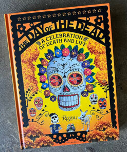 Dia de Los Muertos Book cover