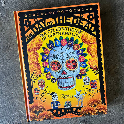 Dia de Los Muertos Book cover