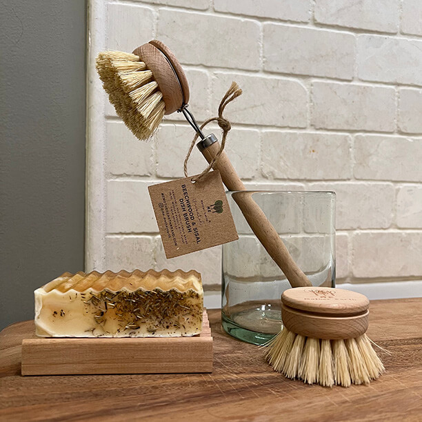 kitchen brush 9 inch handle