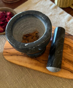 mortar and pestle black marble 2