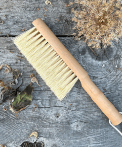 multipurpose gardner brush