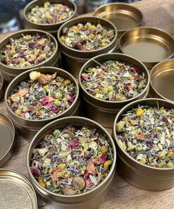 litha tea tin open